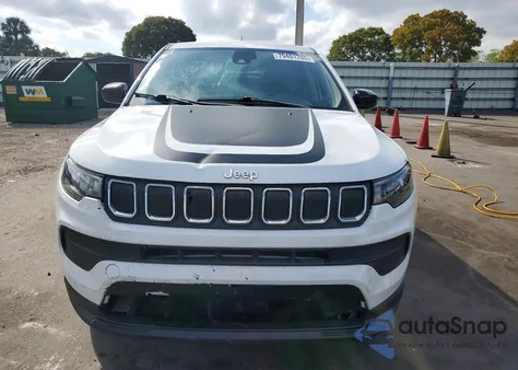 2022 Jeep Compass Sport из США, поврежденный, VIN 3C4NJCAB0NT189408